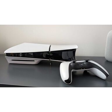 ps5-slim-1.jpg